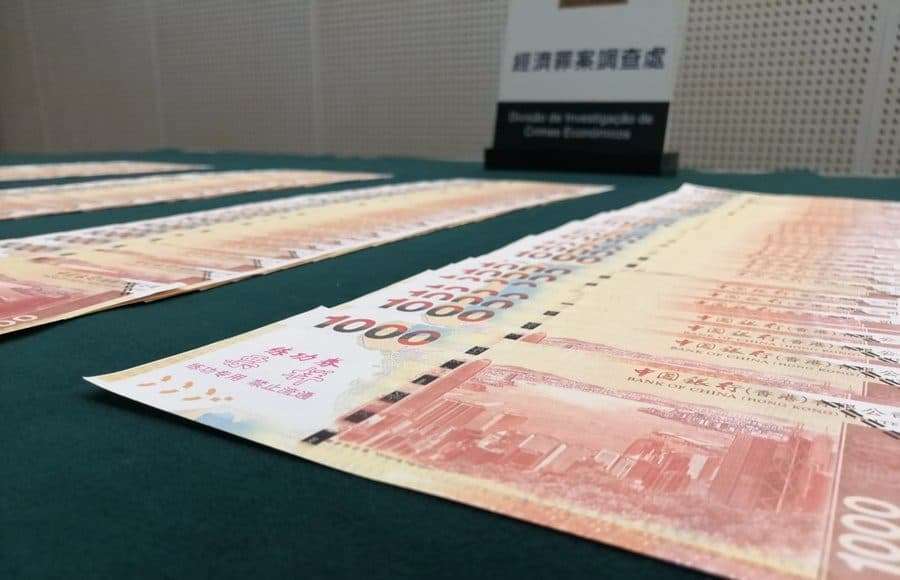 Hơn 2.000 người bị cấm vào sòng bạc Macau do đổi tiền bất hợp pháp